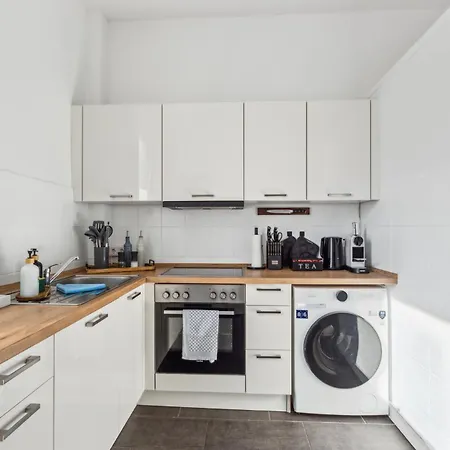 Shiny Homes - Modern & Cozy Stay In Bielefeld Mitte Exterior photo